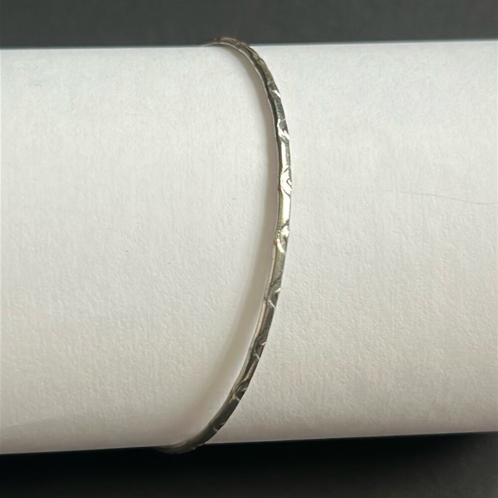 Women’s vintage dainty silver patterned bangle bracelet one size‎